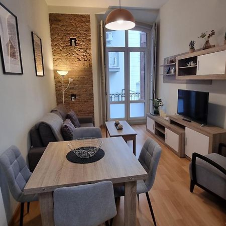 Rosa 2 Bedrooms In City Center Málaga Dış mekan fotoğraf