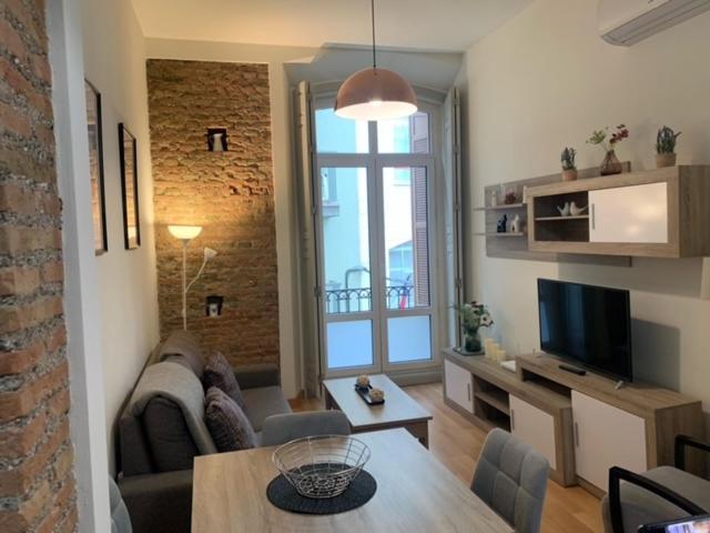 Rosa 2 Bedrooms In City Center Málaga Dış mekan fotoğraf